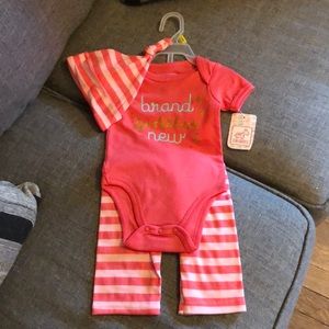 Infant 3 piece outfit